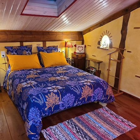 - - - - -Les Colombages - - - - Chambre D'Hotes-Gite- Classement Gite 3 Etoiles Mirepoix  Exteriör bild